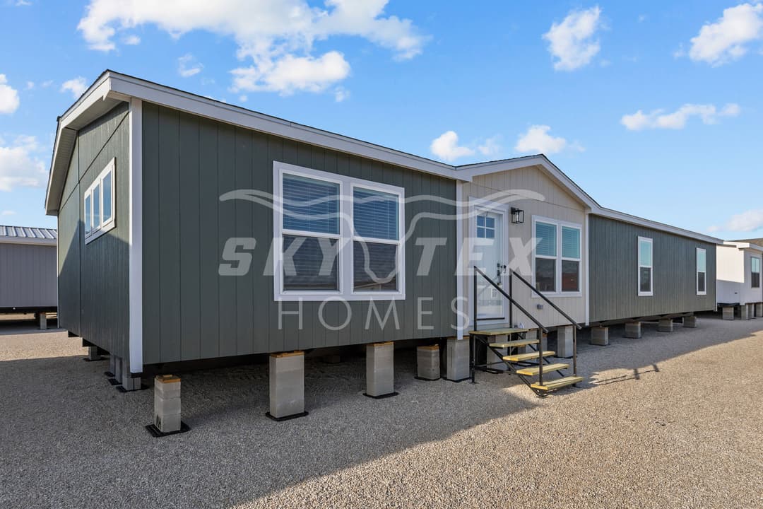 Crockett exterior home features