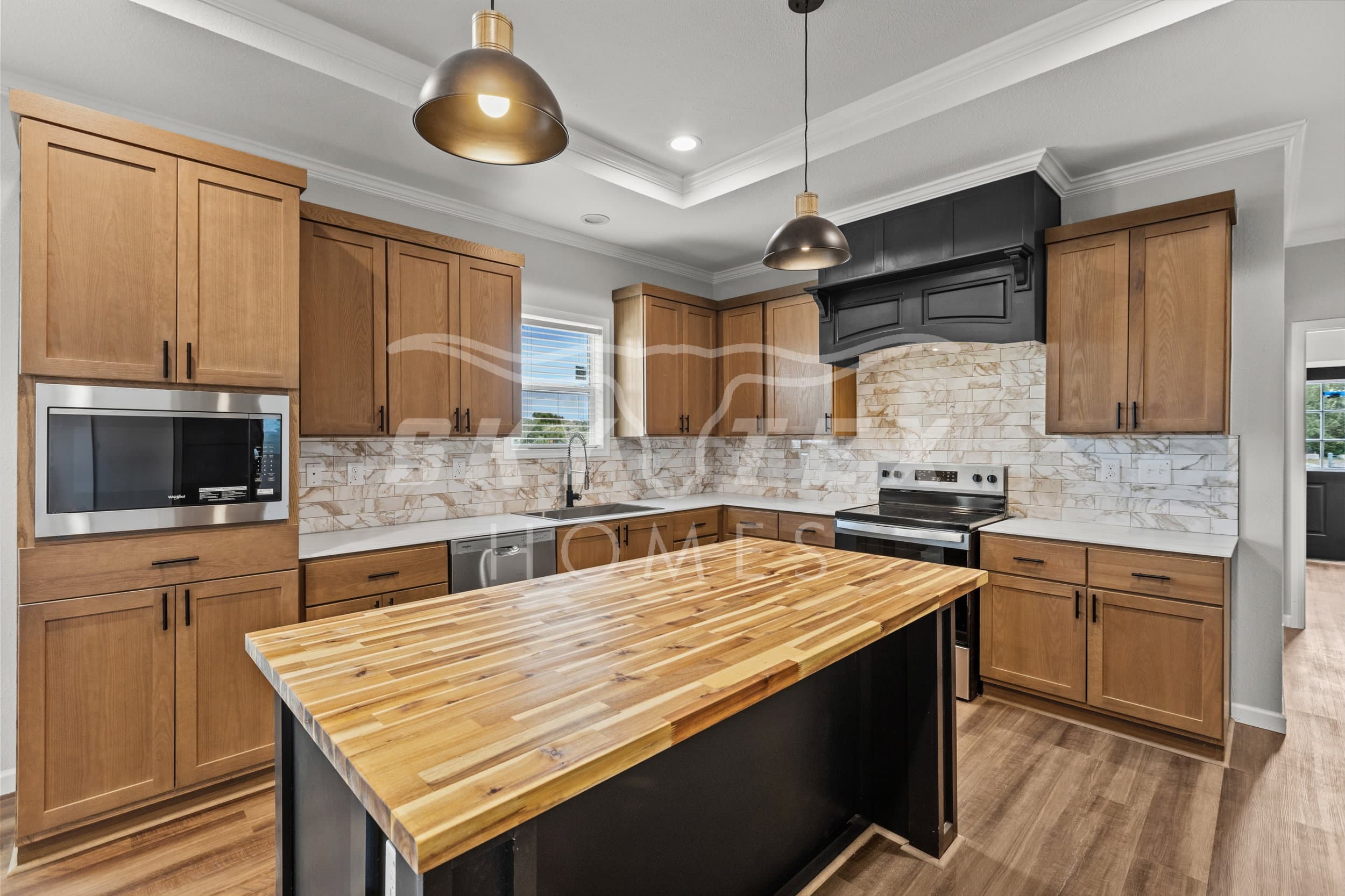 Forge interior and kitchen home features