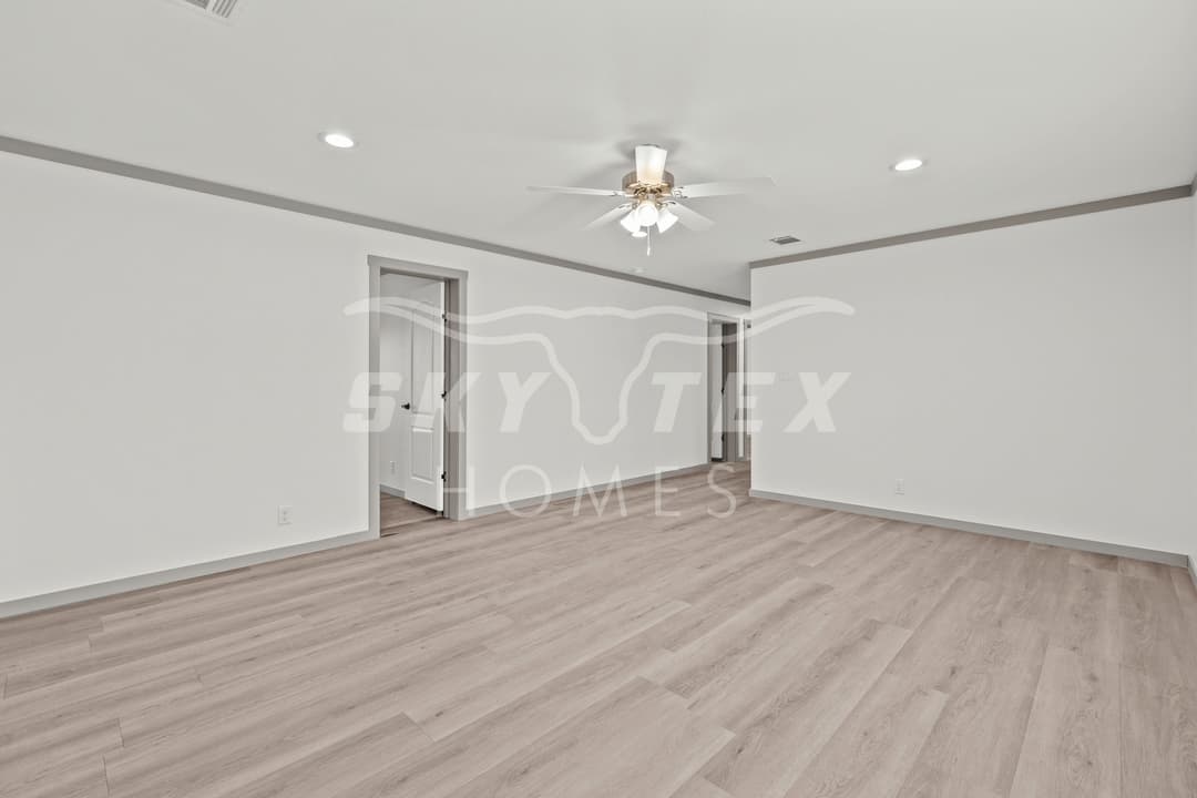 The swisher interior home features