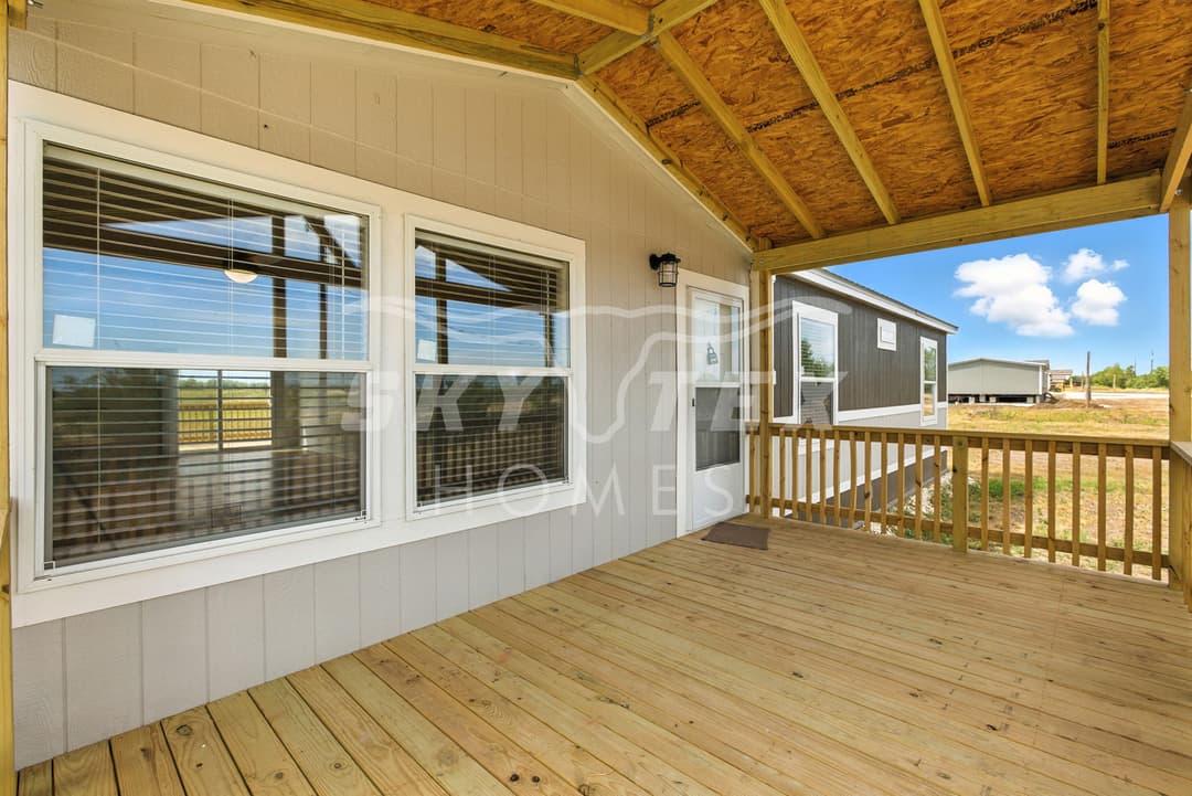 American dream 32724d exterior home features