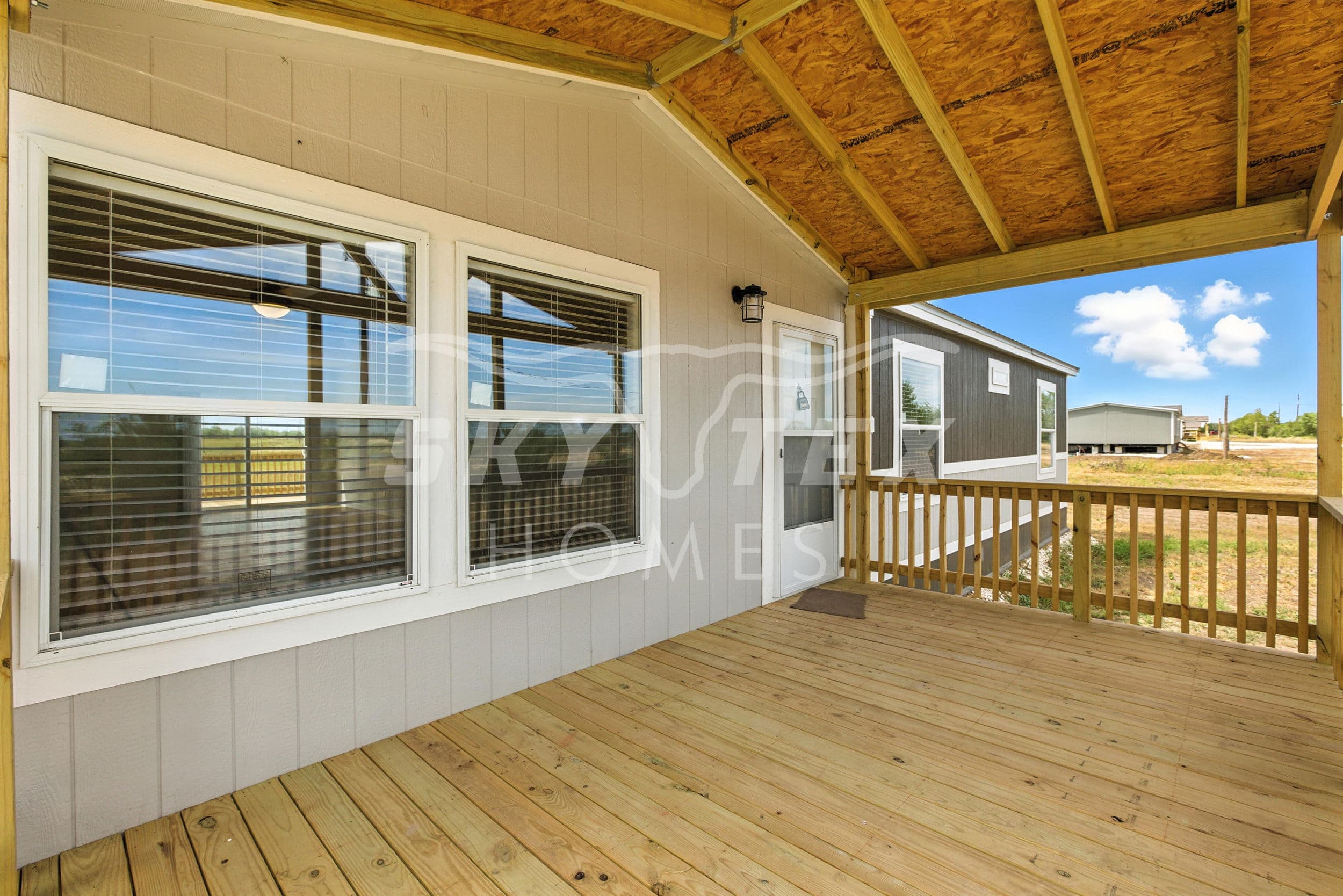 American dream 32724d exterior home features