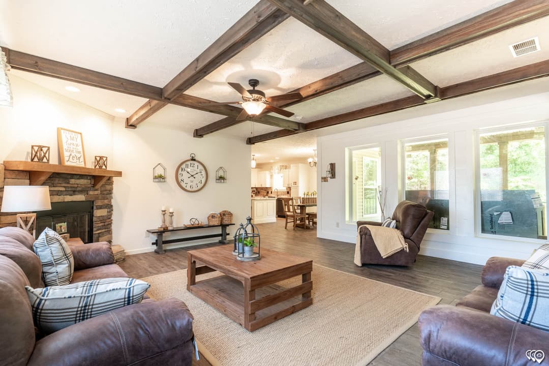 Aimon interior home features