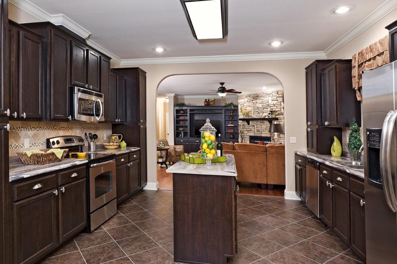 Koinonia kitchen home features