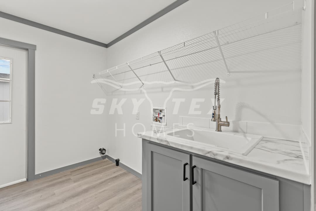 The swisher interior home features