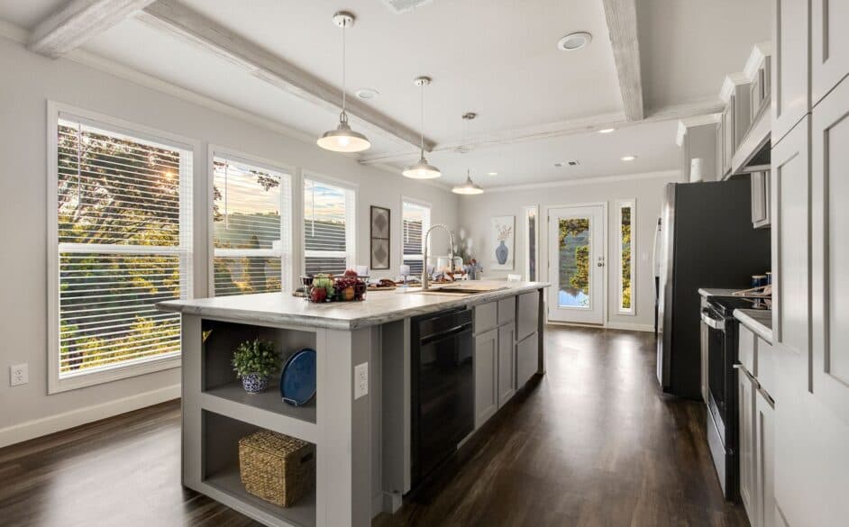 Haven 6368 kitchen home features