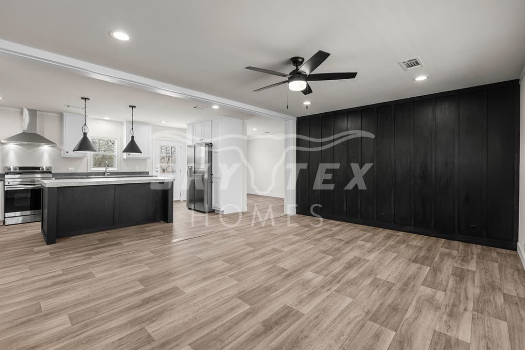 132 syrah st., la vernia - 1.05 acres interior and kitchen home features