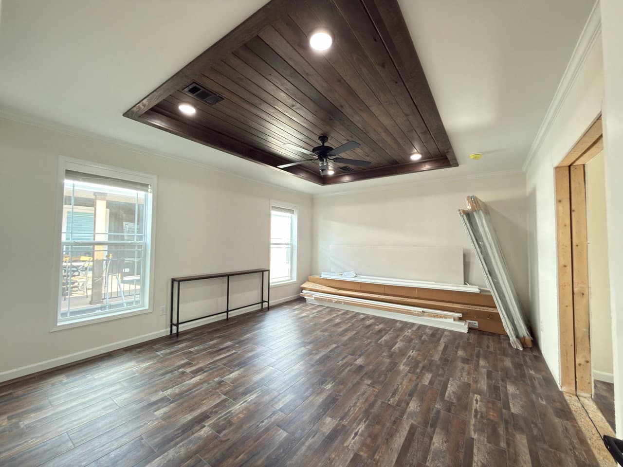Aimon 4br interior home features