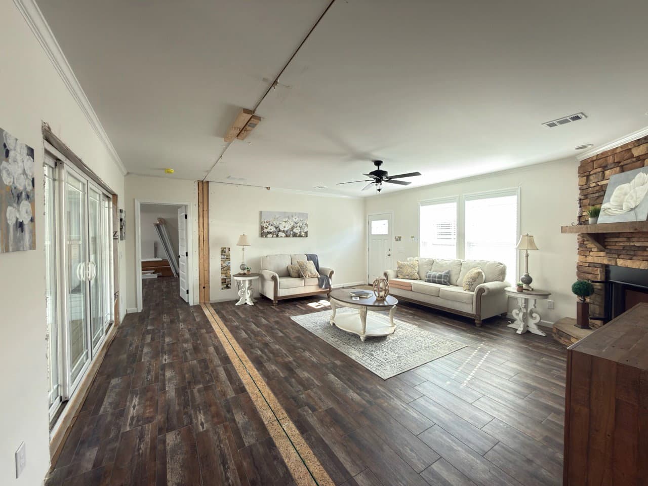 Aimon interior home features