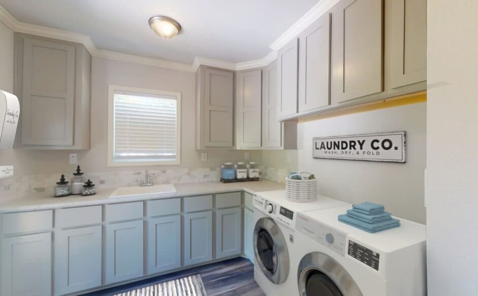 Haven 6368 interior home features