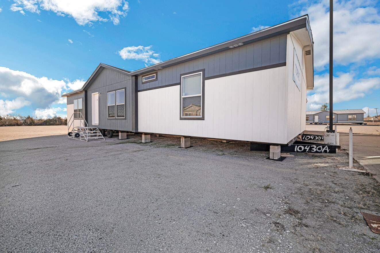 Topaz 28563a exterior home features