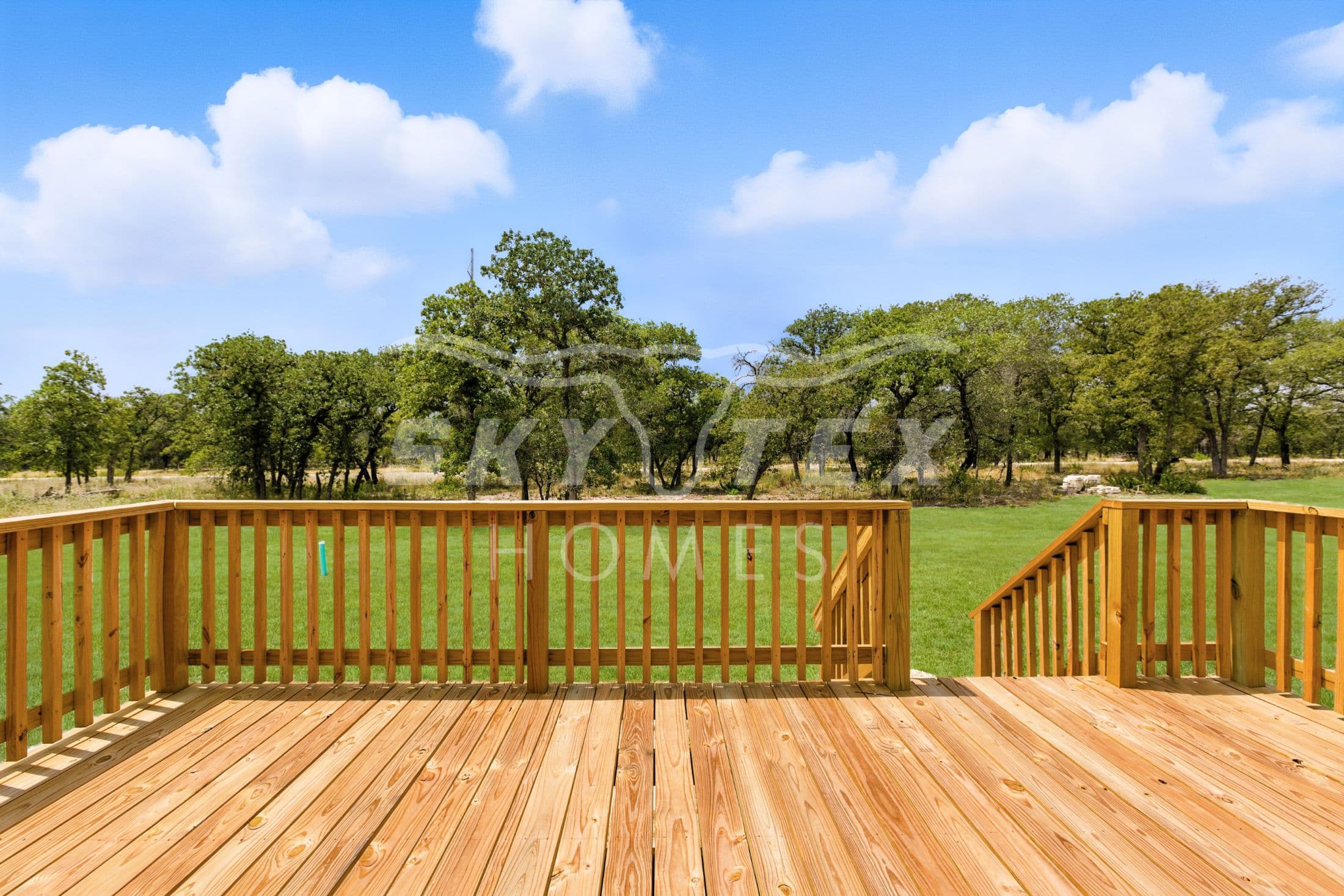 136 syrah st., la vernia - 1.05 acres exterior home features