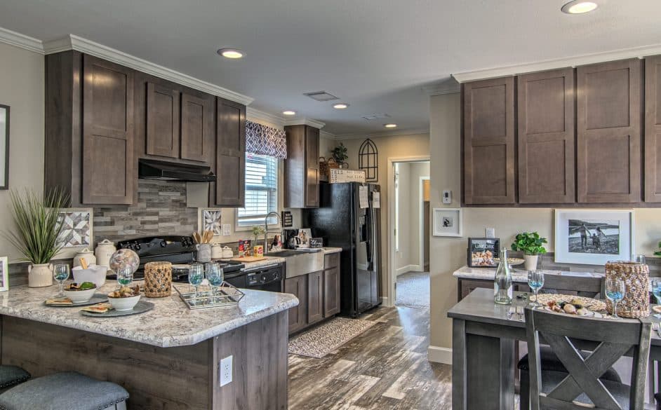 Gold spur 5616 kitchen home features