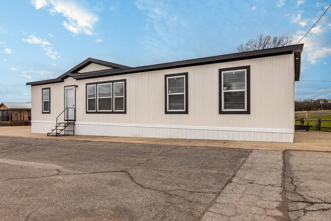 Innovation 3256h exterior home features