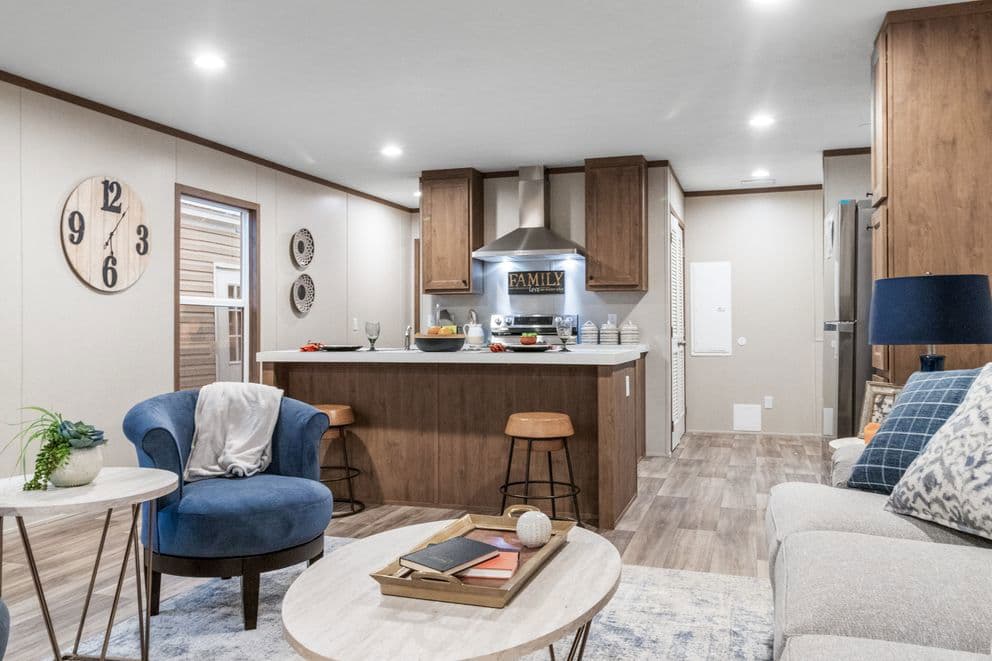 Sycamore exterior home features