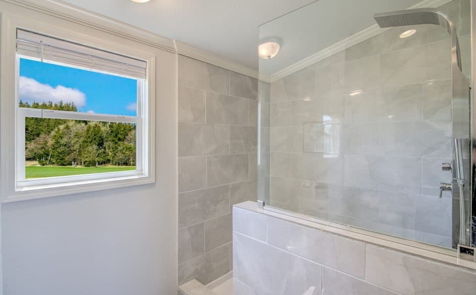 Falcon l40ep8 bathroom home features