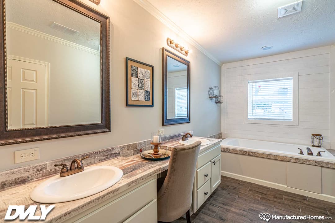 Orchard house bathroom home features