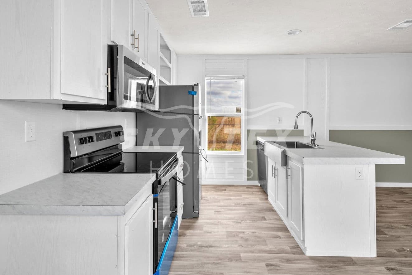 Valu maxx premier 16683e interior and kitchen home features