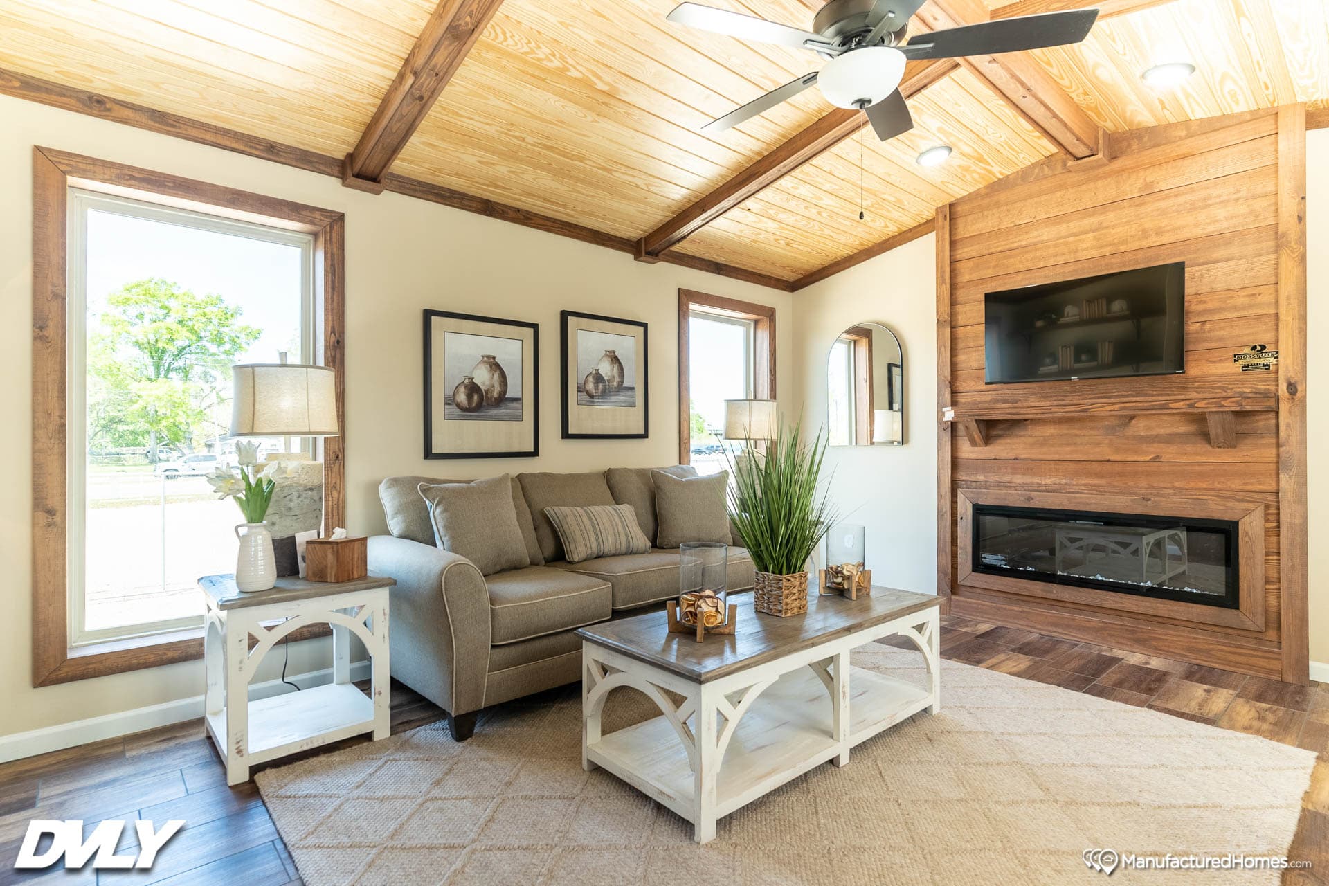 The lodge 3 interior home features