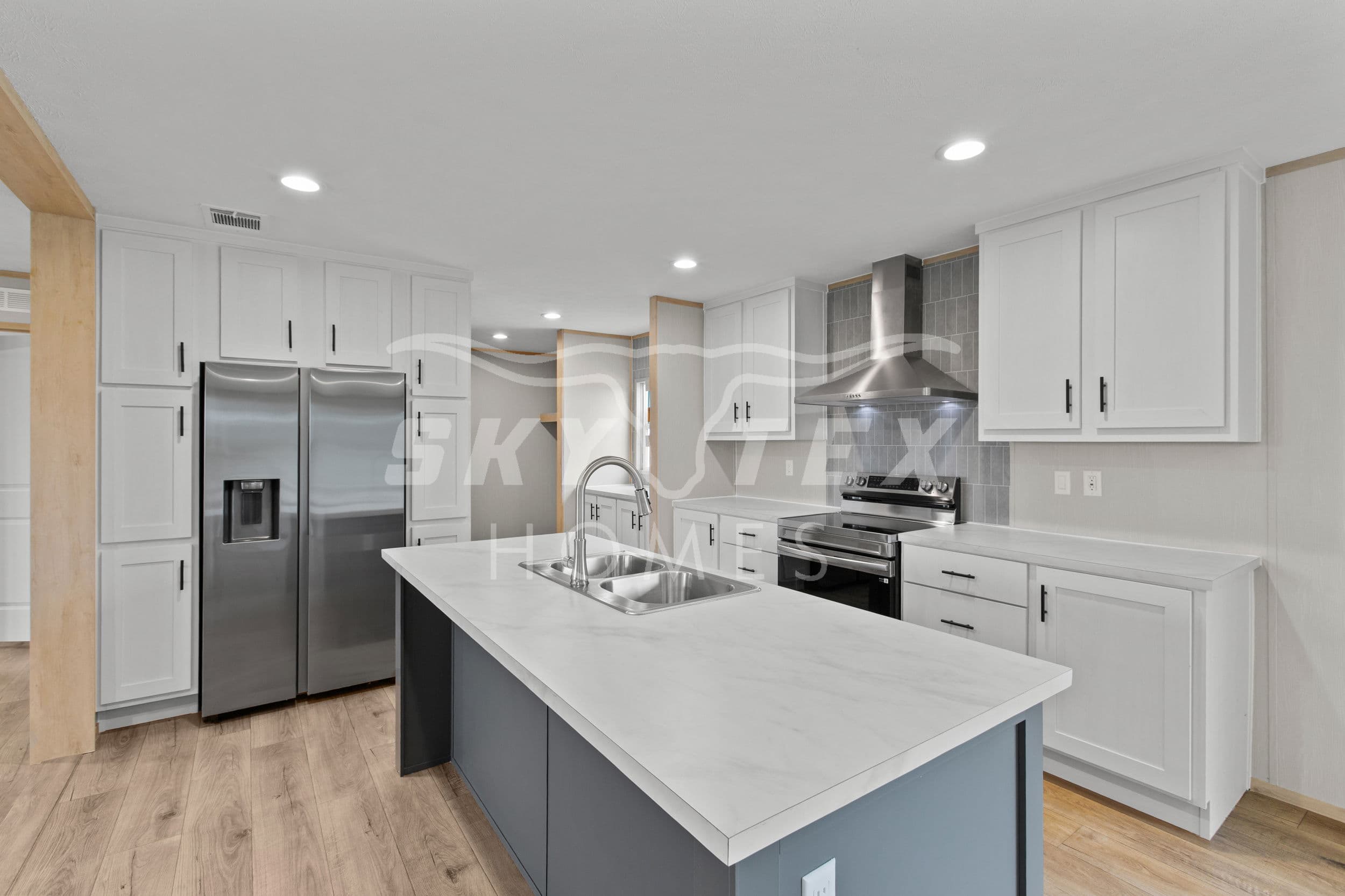 2284 stevens rd., somerset - 1.18 acres interior and kitchen home features