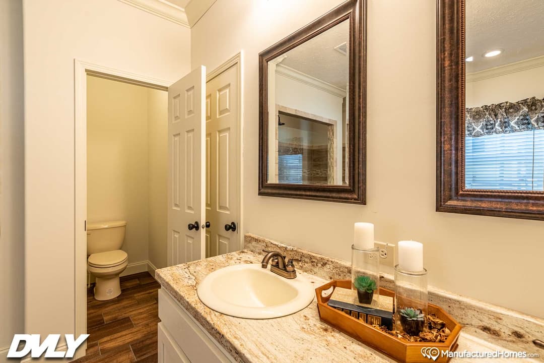 Orchard house (study) bathroom home features