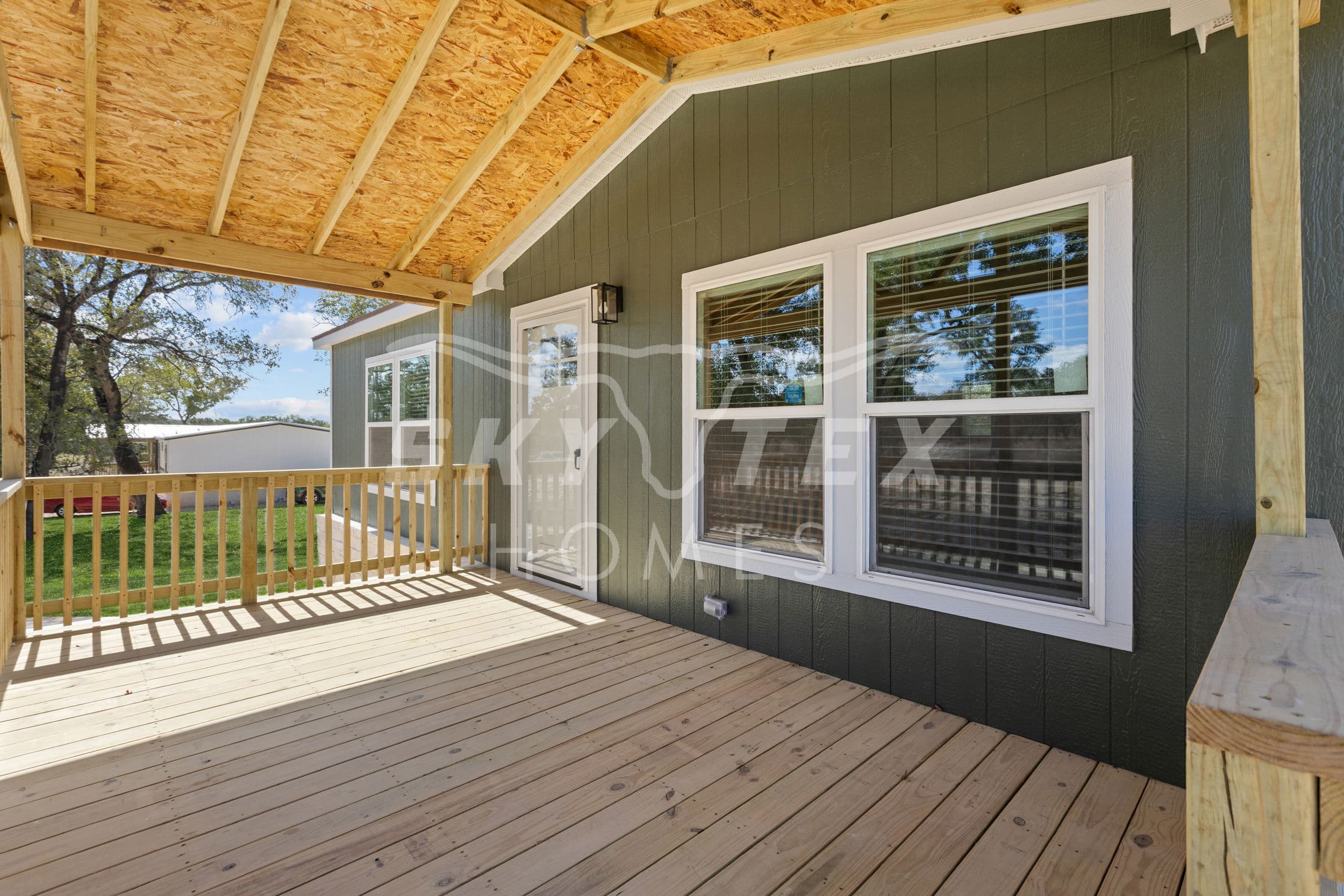 Crockett exterior home features