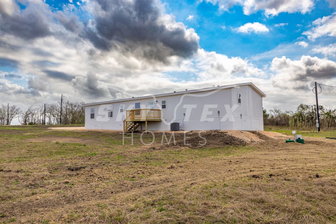 595 old phillipsburg road - 1.53 acres exterior home features
