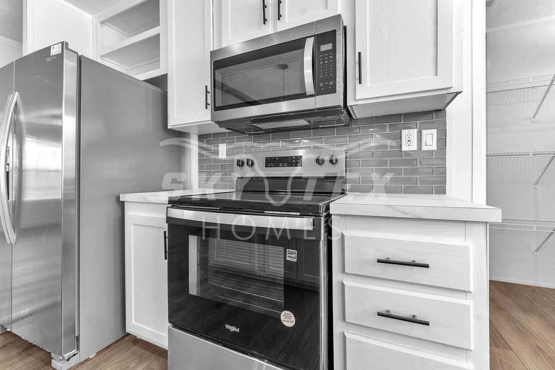 149 syrah st - freedom - 1.0 acre - pending kitchen home features