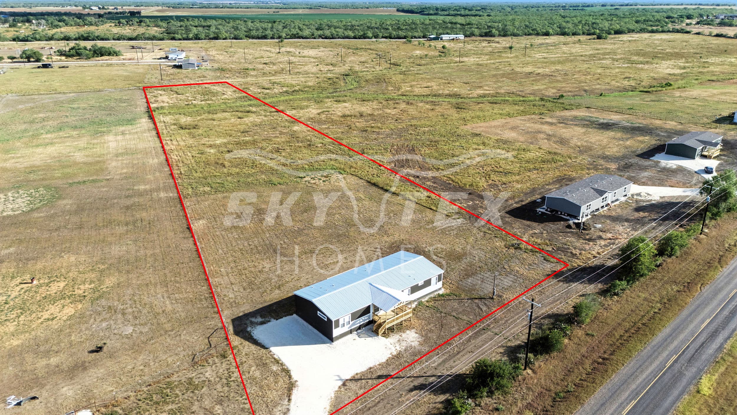 2479 fm 1332, jourdanton - 4.0 acres exterior home features