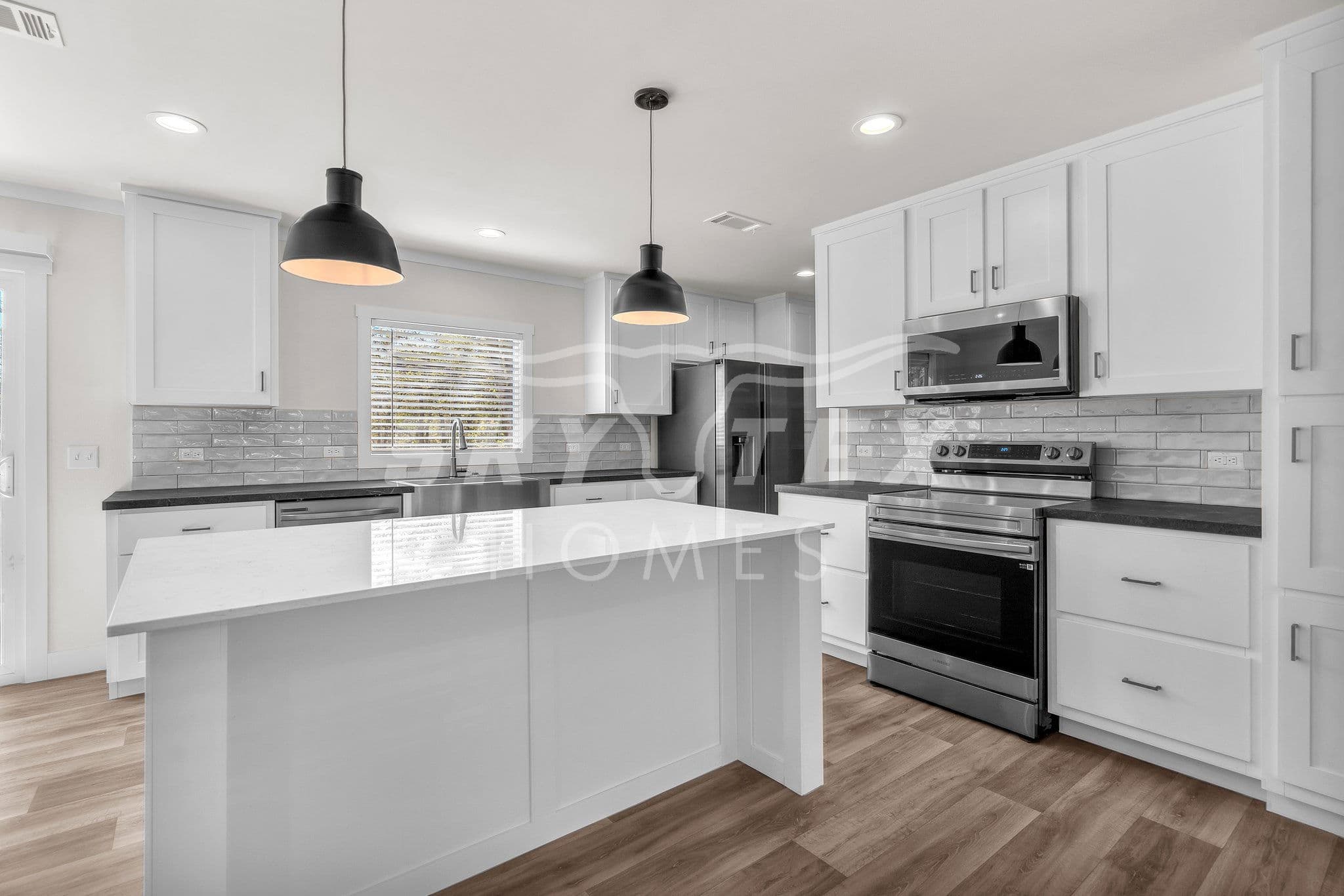 144 syrah st., la vernia - 1.05 acres kitchen home features