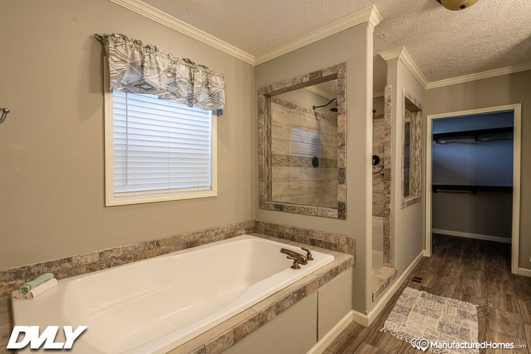 The shiloh  bathroom home features