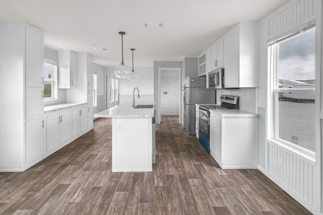 Laramie interior and kitchen home features