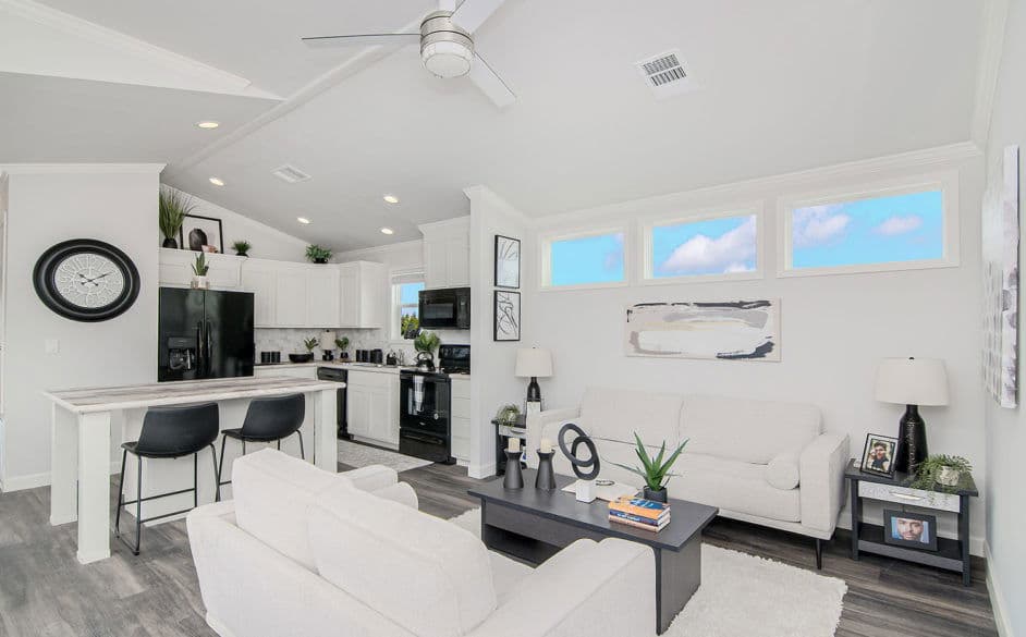 Starling d40ep8 interior home features