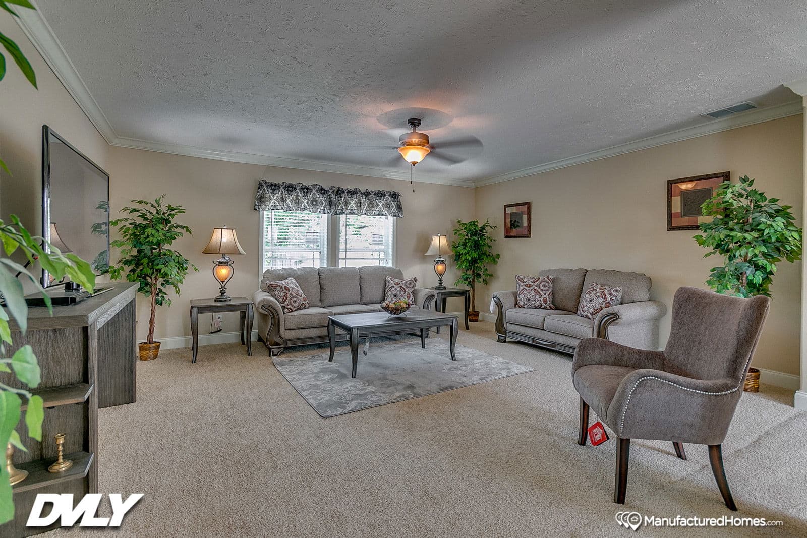 Brooks pointe interior home features