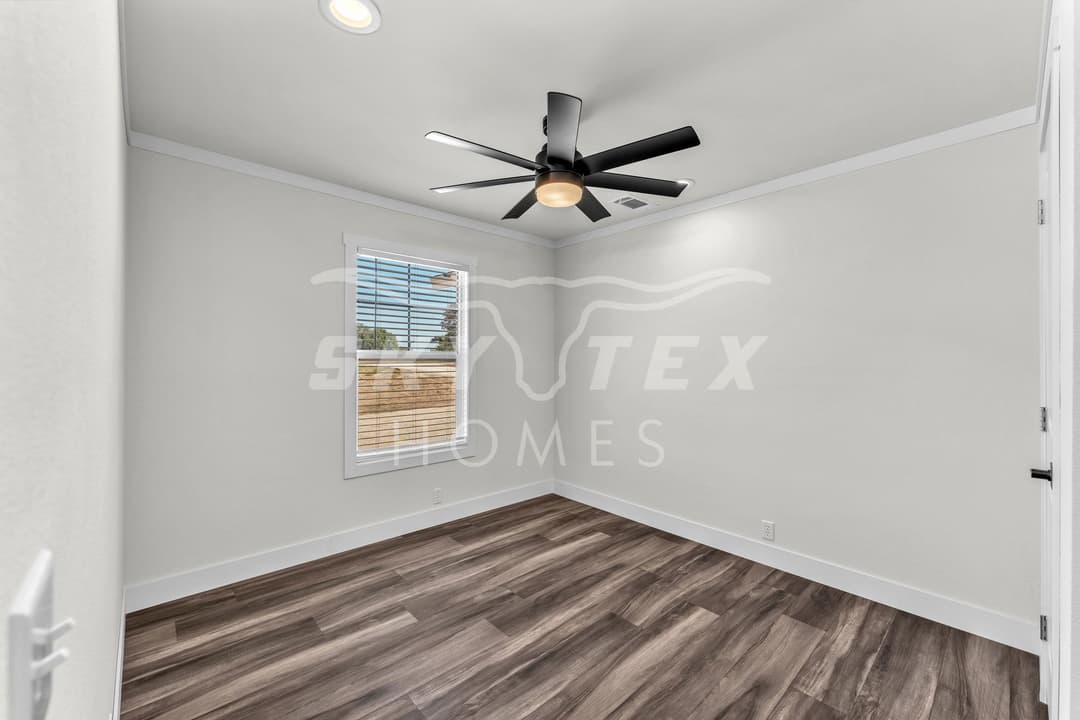 Isabella interior and bedroom home features