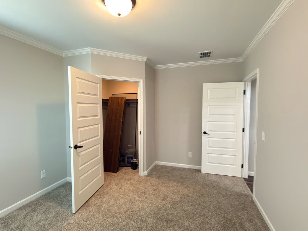 Woodside bedroom home features