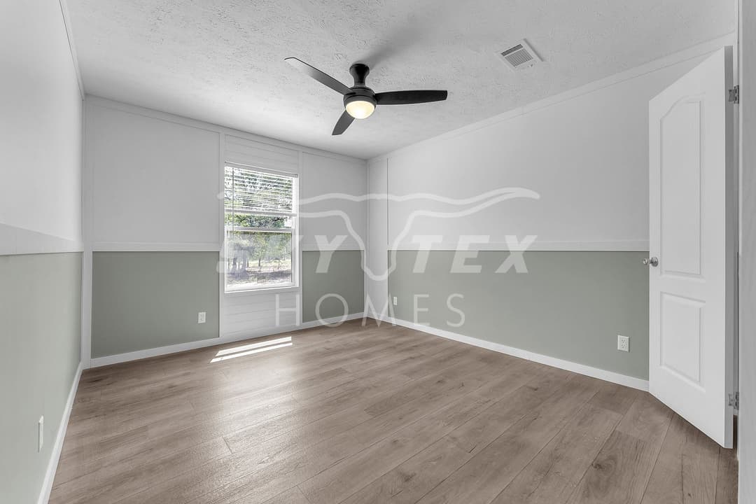 128 syrah st., la vernia - 1.05 acres bedroom home features