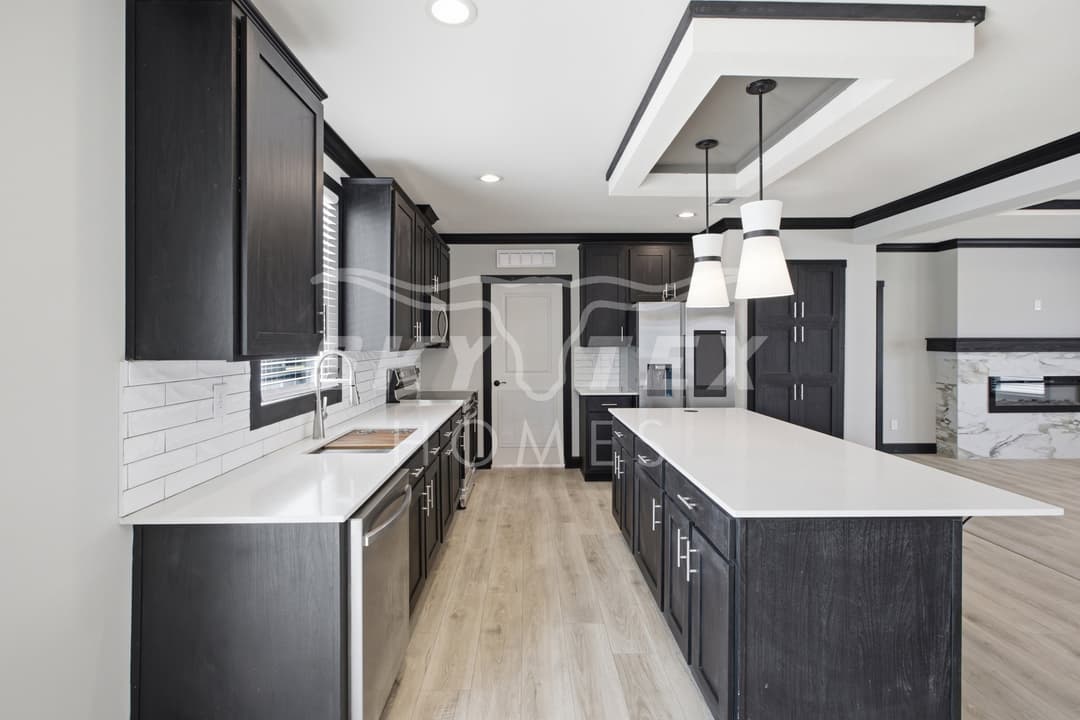 The iron peak interior and kitchen home features