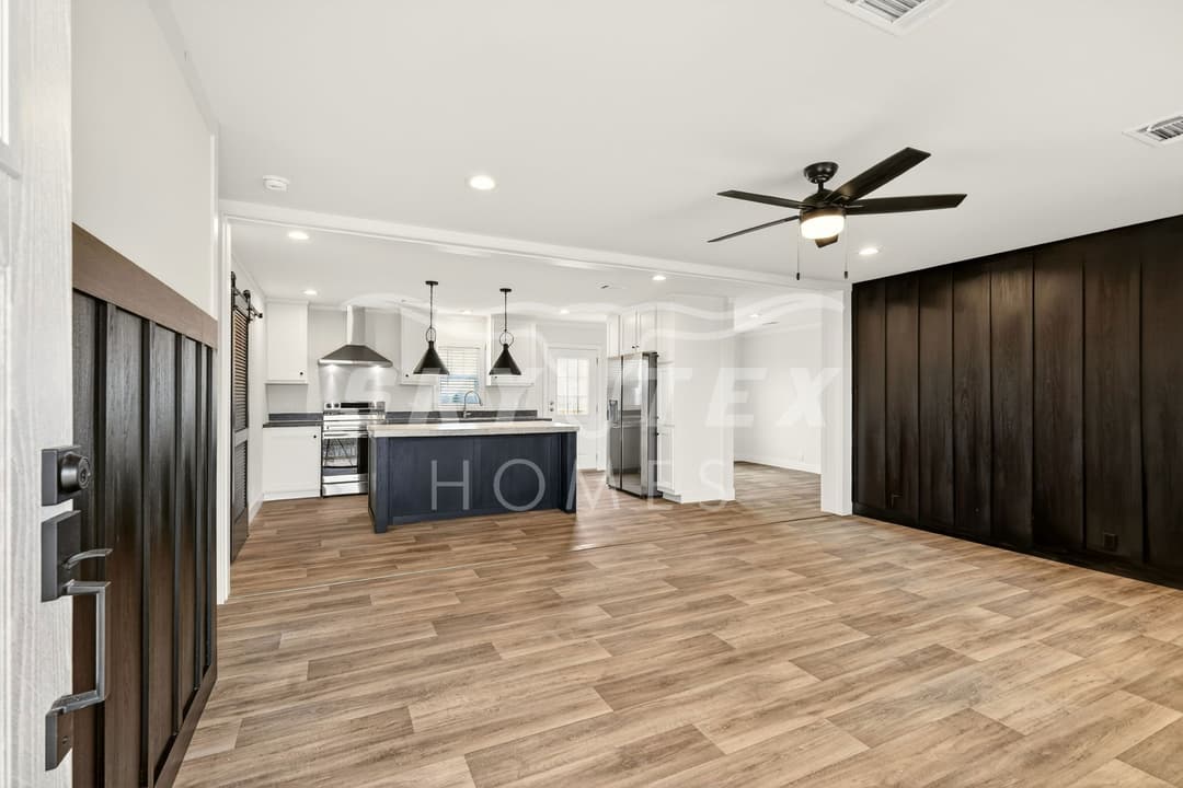 595 old phillipsburg road - 1.53 acres interior and kitchen home features