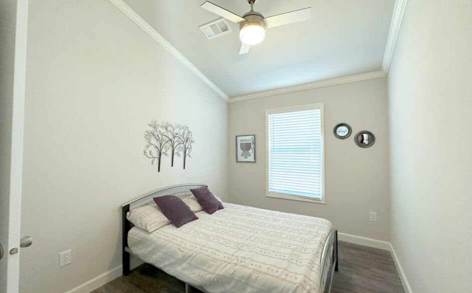 Crane j68ep8 bedroom home features