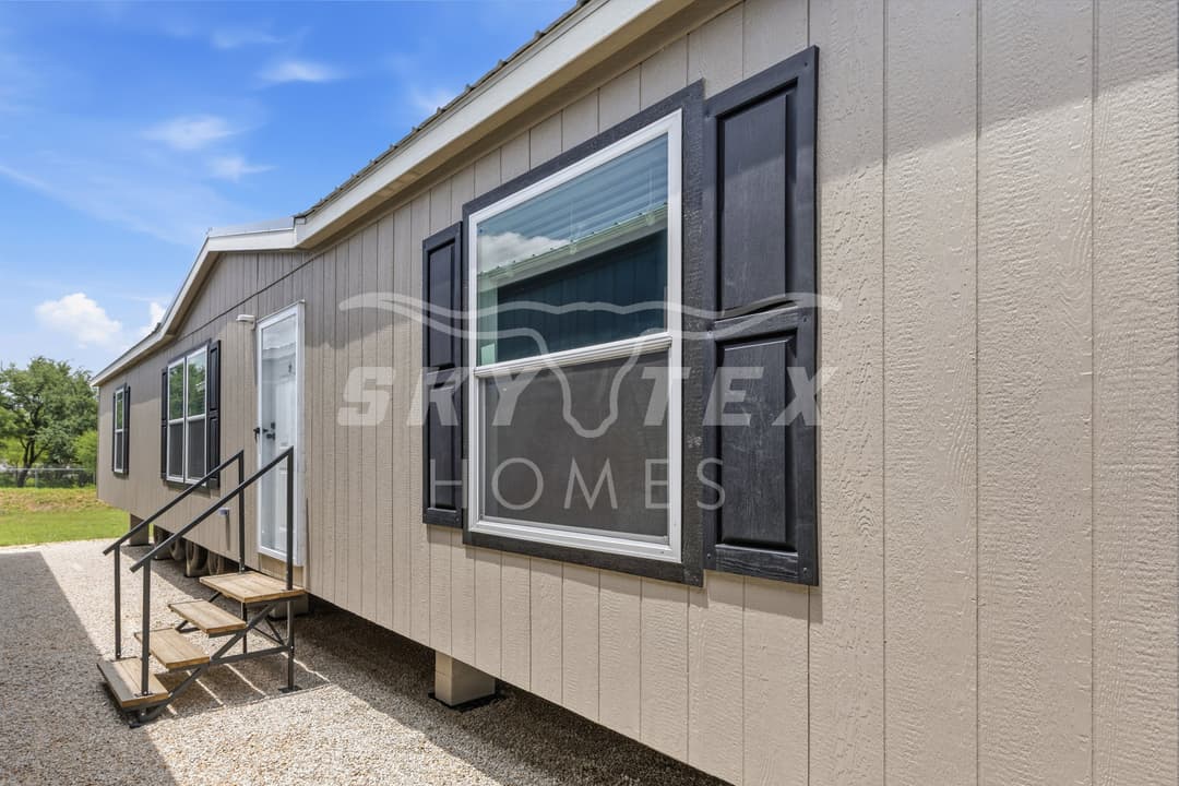 Gateway 2856a hero and exterior home features
