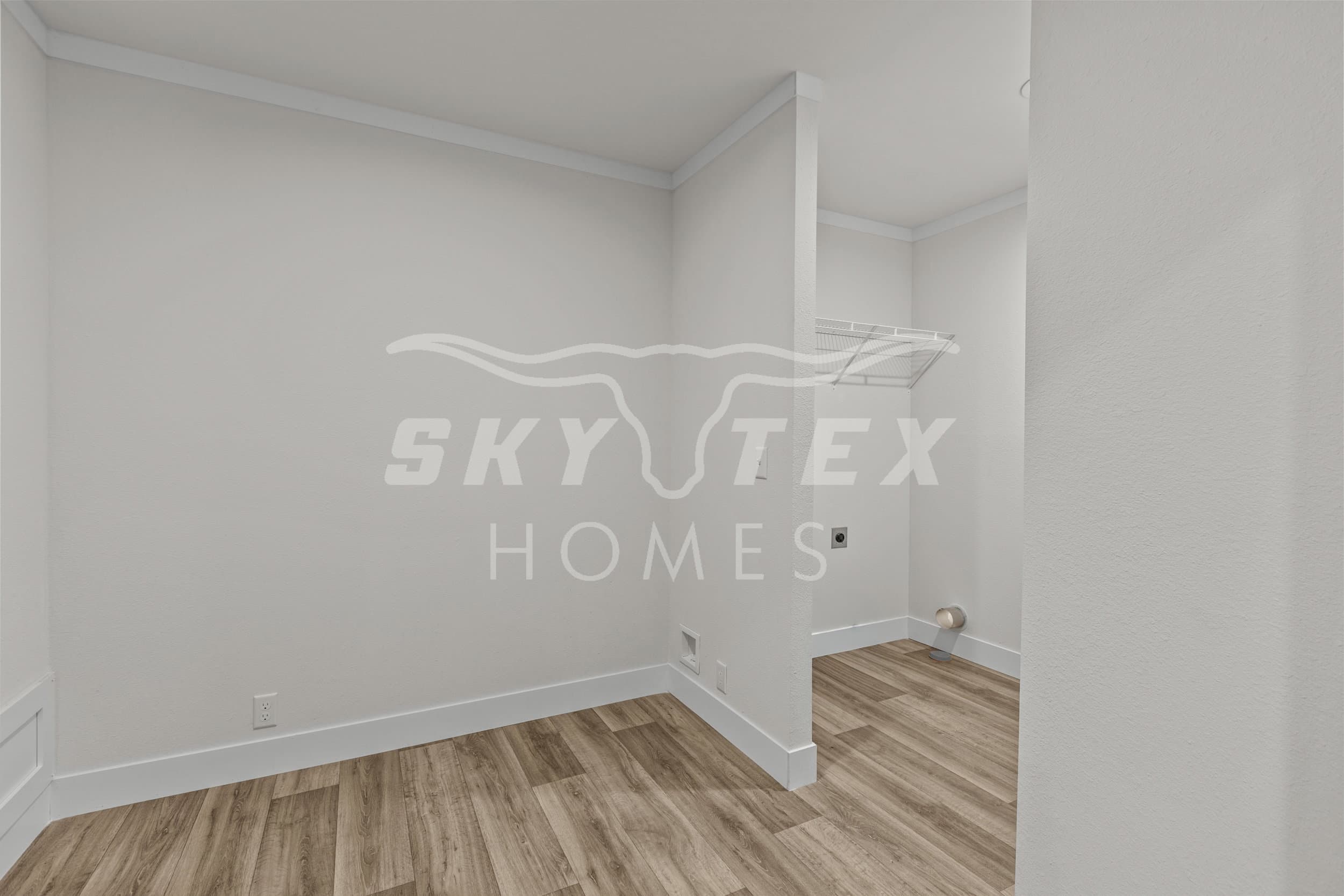 697 county rd 664 - 3.16 acres interior and bedroom home features