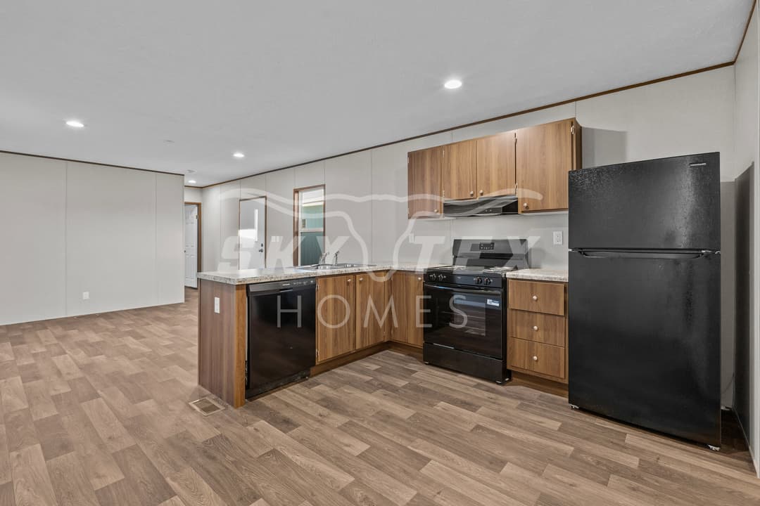 Dogwood kitchen home features
