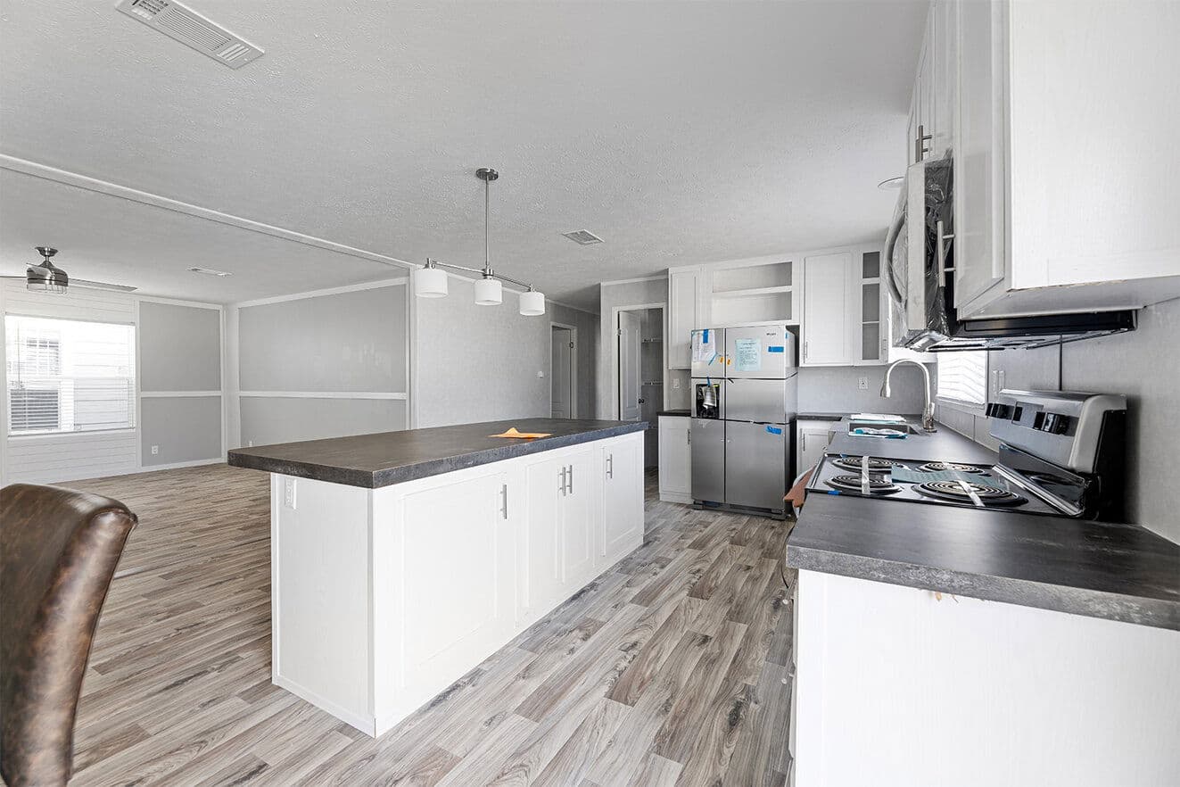 Rio grande interior and kitchen home features