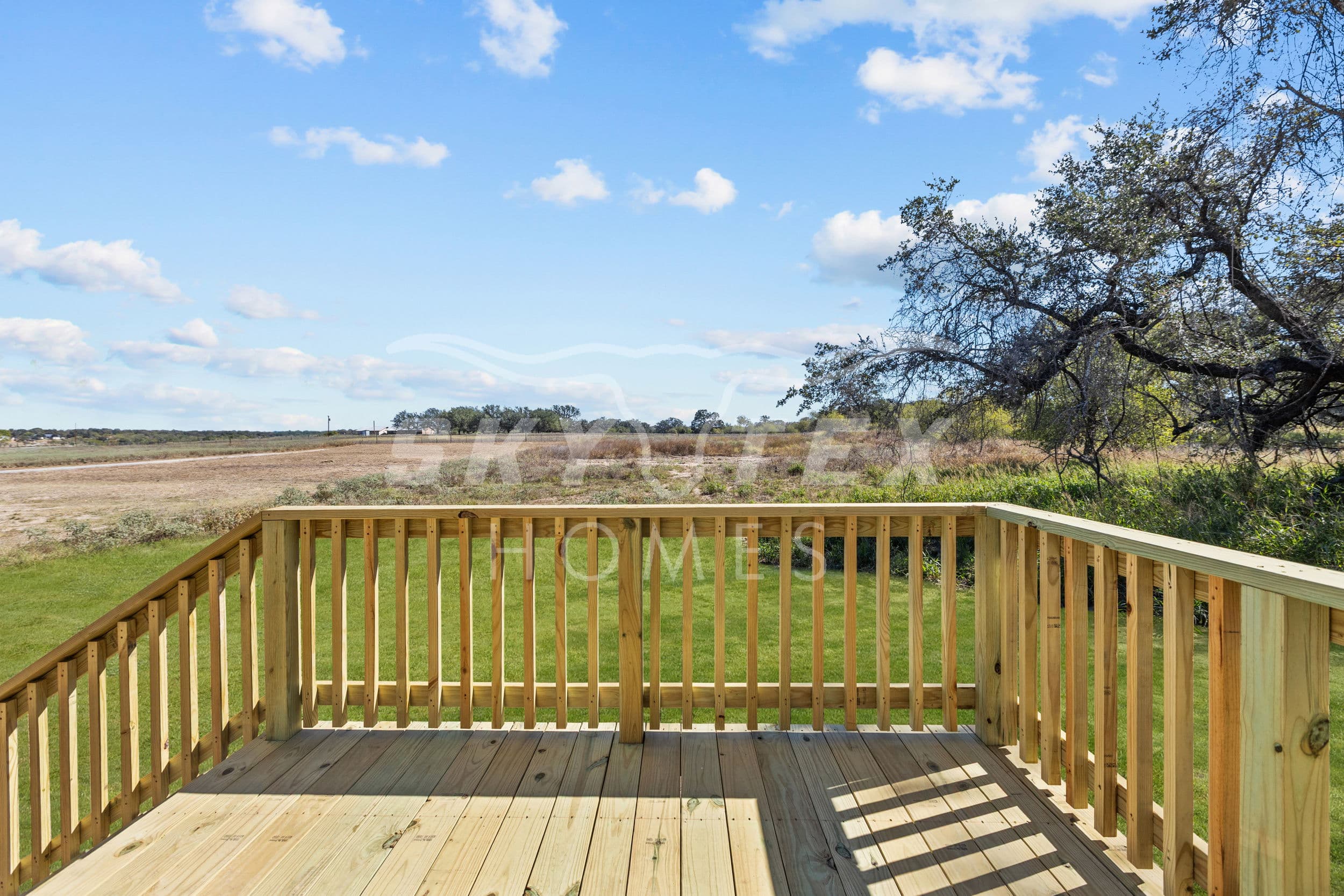 2240 stevens rd., somerset - 1.18 acres exterior home features