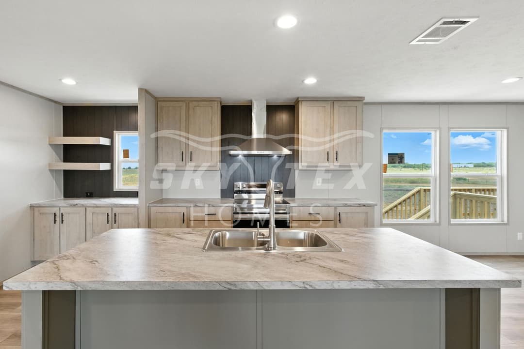 2553 fm 1332, jourdanton - 4.0 acres - pending kitchen home features