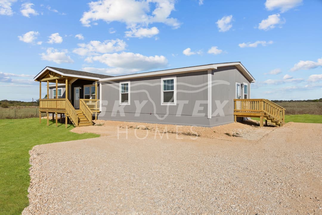 2354 stevens rd., somerset - 1.18 acres exterior home features