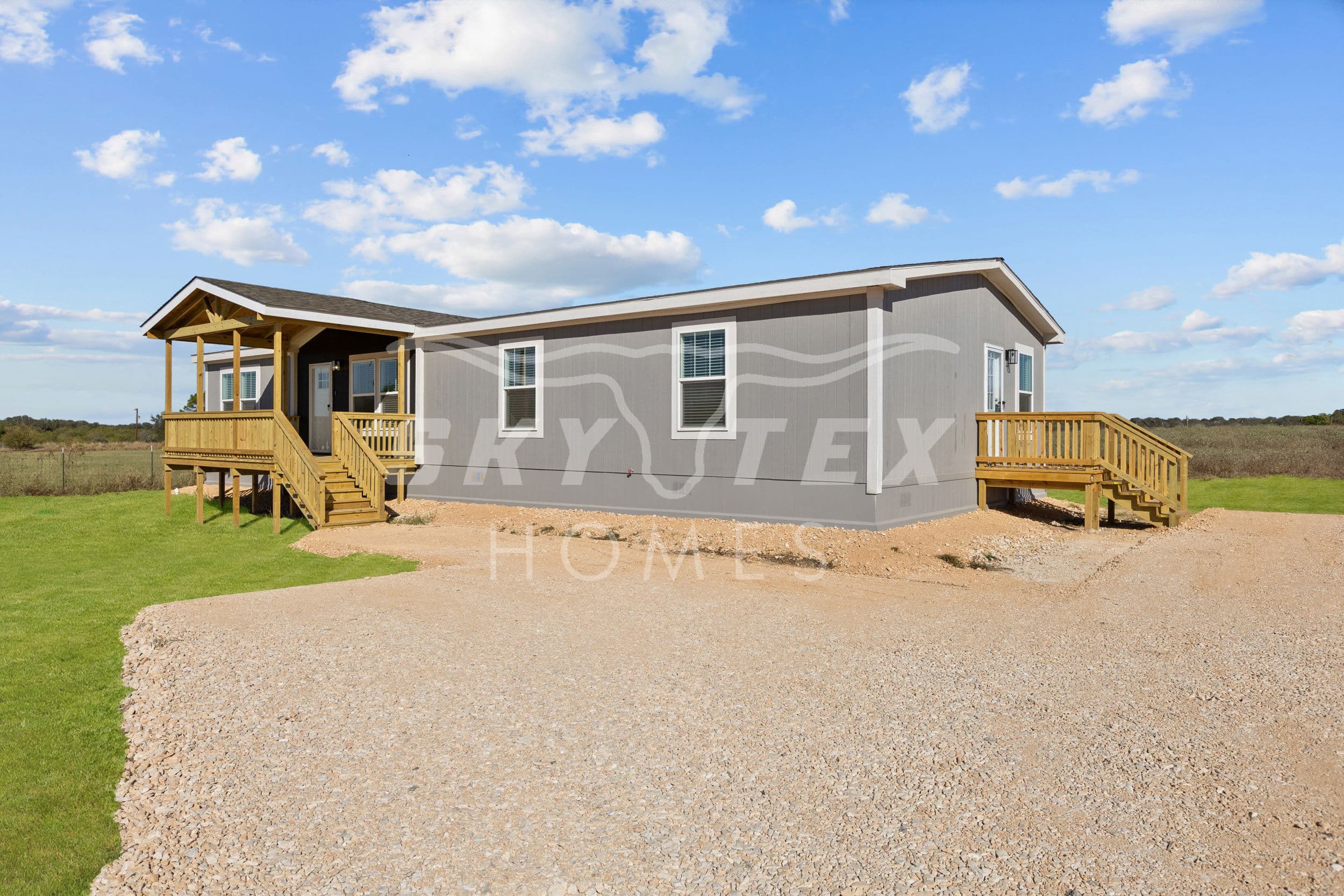 2354 stevens rd., somerset - 1.18 acres exterior home features