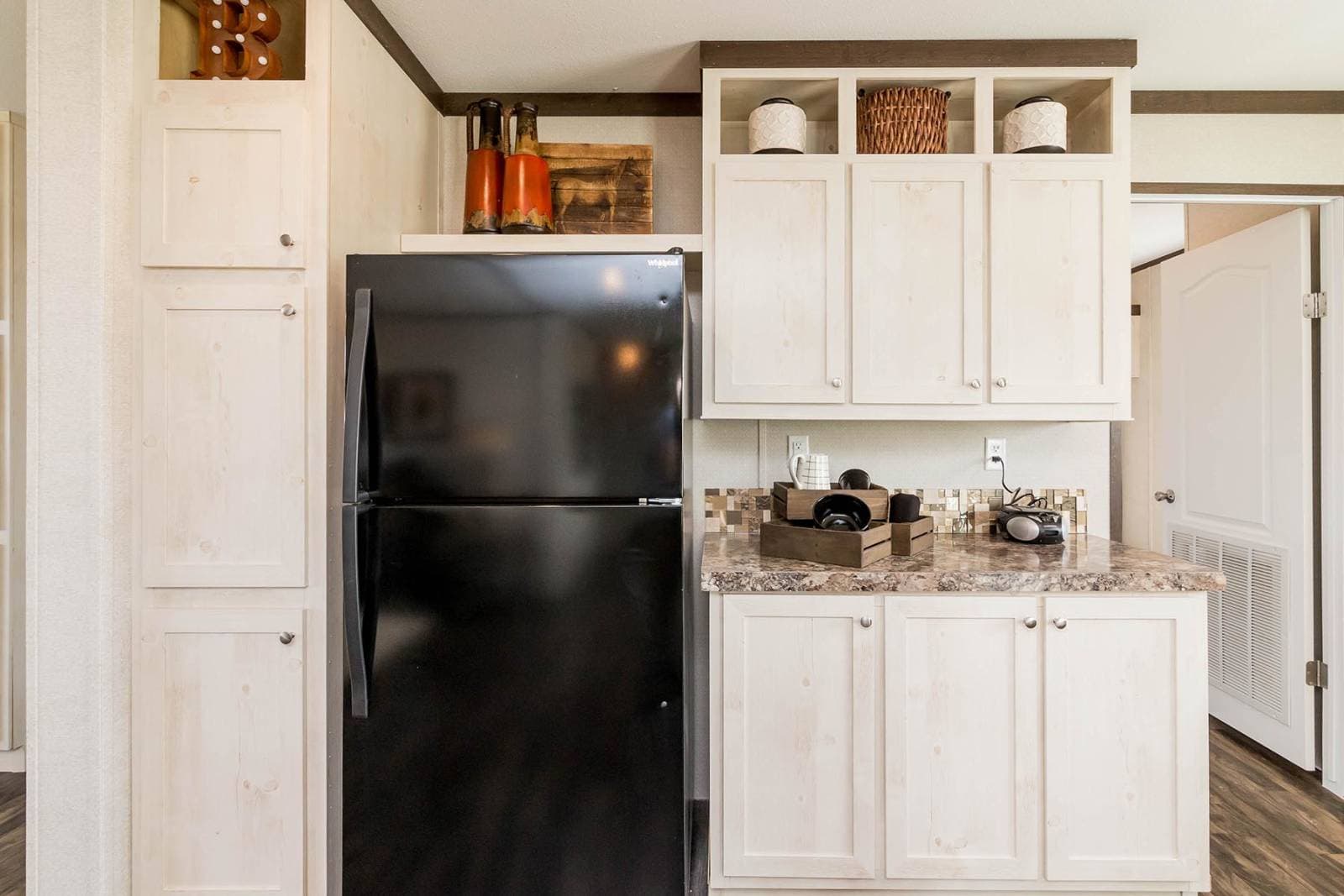 Nm3248b kitchen home features