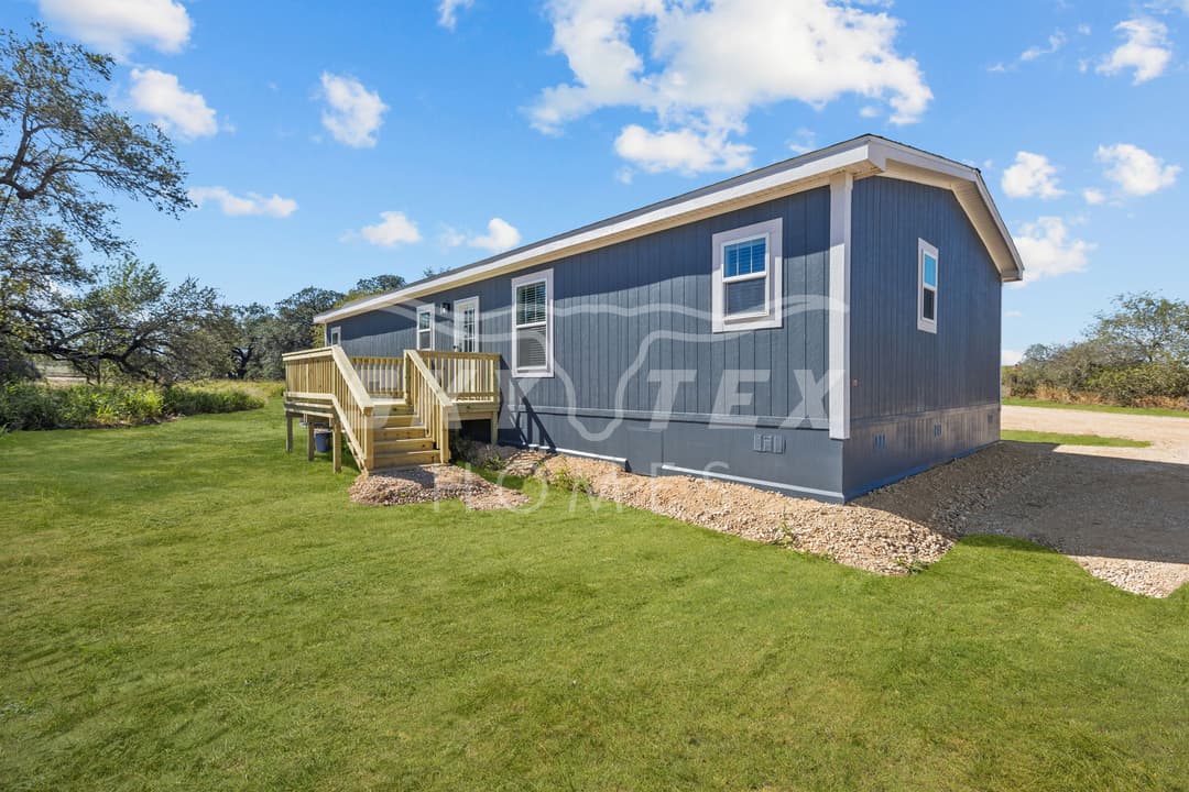 2240 stevens rd., somerset - 1.18 acres exterior home features