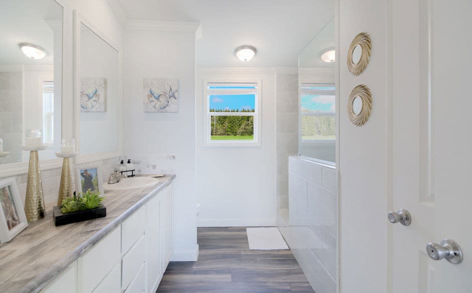 Swan l52ep8 bathroom home features